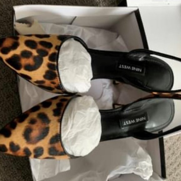 Nine West Leopard Pointy Toe Slingbacks - Picture 3 of 6